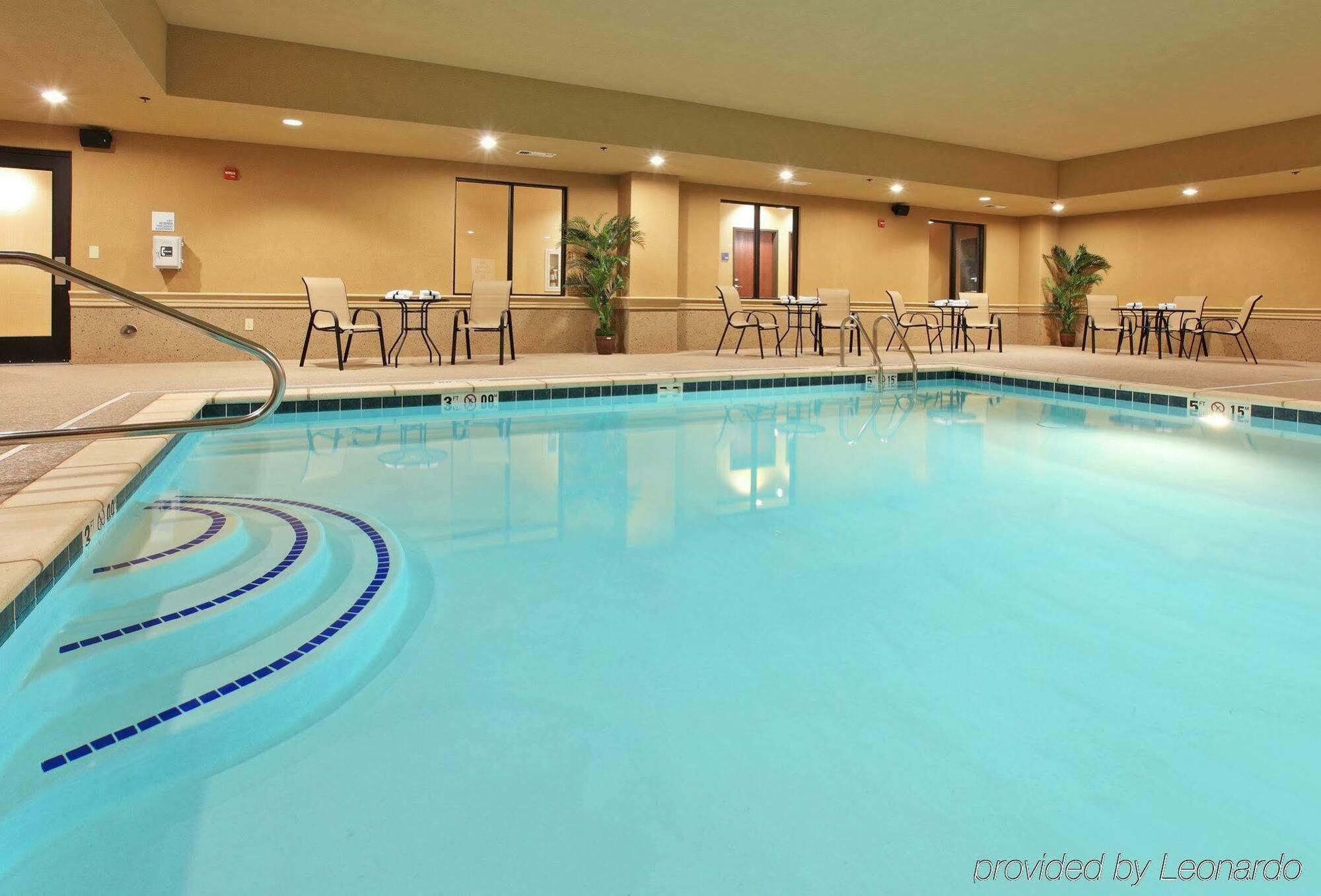 Holiday Inn Express Hotel & Suites Texarkana East By Ihg מתקנים תמונה